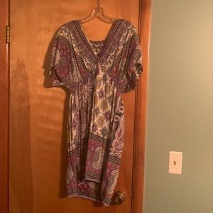 V Neck short sleeve dress